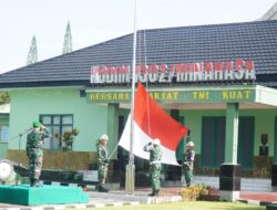 Kodim 1302/Minahasa Laksanakan Upacara Bendera Rutin di Makodim