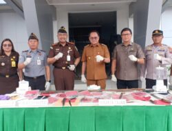 Kodim 1302/Minahasa Hadiri Pemusnahan Barang Bukti Tindak Pidana Umum oleh Kejari Minahasa