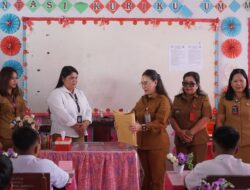Vanda Sarundajang Tinjau Langsung Ujian Akhir di SDN 1 Kawangkoan