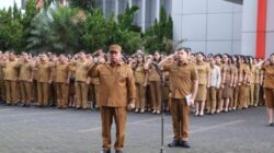 Bupati Minahasa Pimpin Apel Kerja, Serahkan SK Pelaksana Tugas, Satyalencana Karya Satya, hingga Piagam Paskibraka 2025